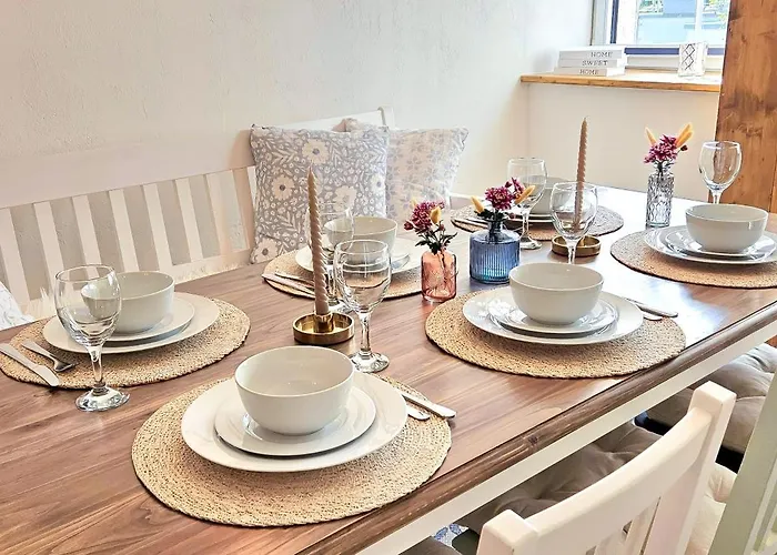 Apartment Suedwind - Beautiful Premium Apartment With 2 Bedrooms Near Rhine Falls & Zurich Airport In Klettgau