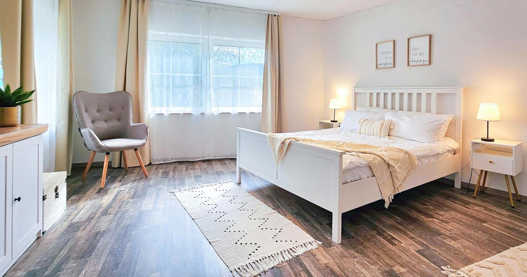 Apartment Suedwind - Beautiful Premium With 2 Bedrooms Near Rhine Falls & Zurich Airport In Klettgau *